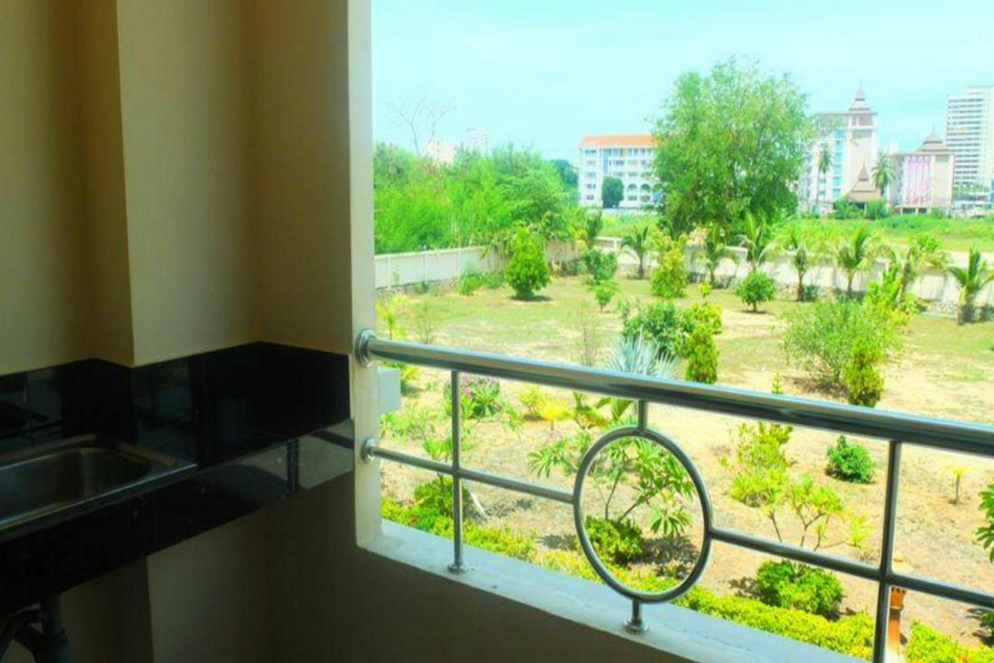 Lk Pavilion Executive Serviced Apartment Pattaya Εξωτερικό φωτογραφία